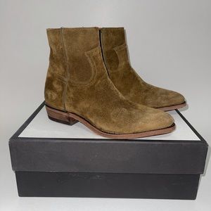 FRYE NEW Women's leather boots!